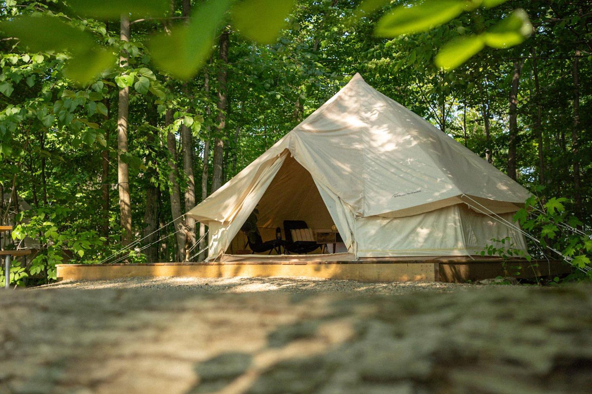Grotto Getaway Hotel Miller Lake Екстериор снимка