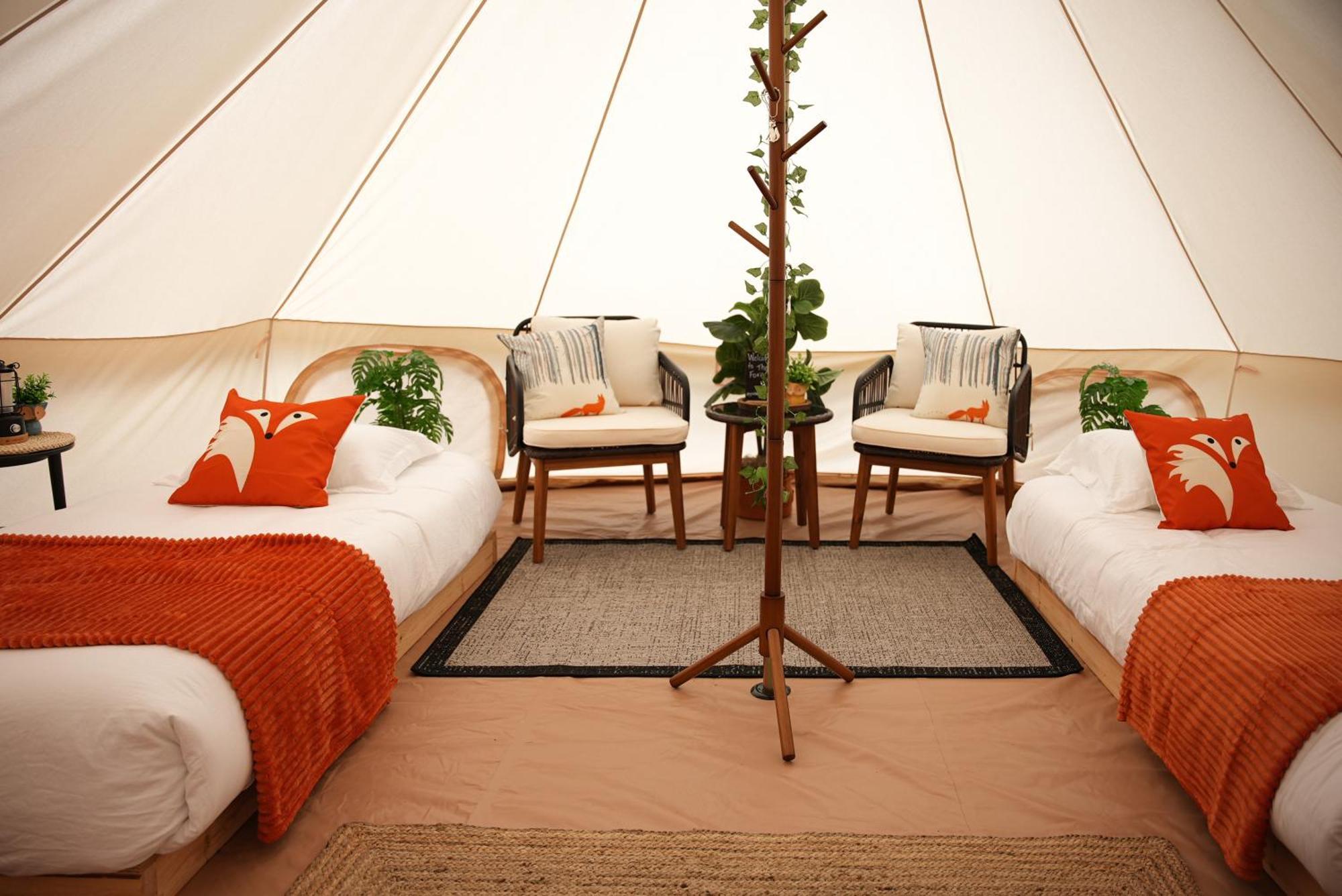 Grotto Getaway Hotel Miller Lake Екстериор снимка